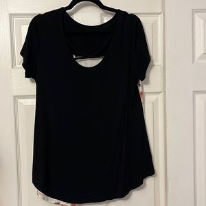 Flowy tee shirt